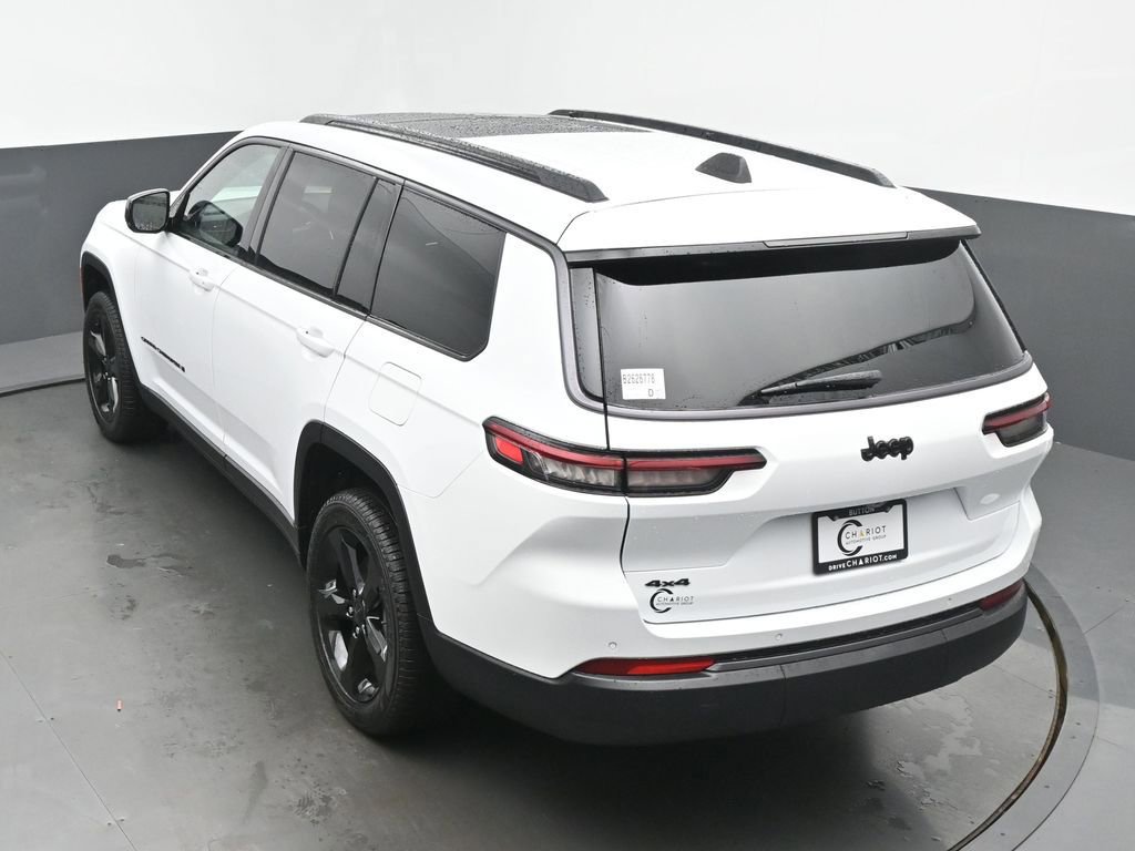 New 2026 Jeep Grand Cherokee L Limited w/ Limited Altitude Package AWD/4WD image 40