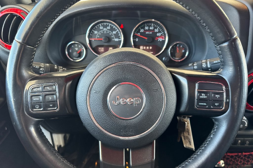 Used 2017 Jeep Wrangler Unlimited Rubicon AWD/4WD image 23