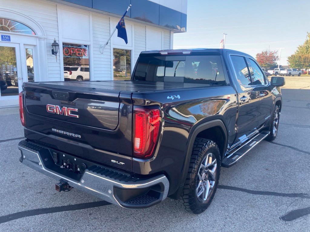 Used 2022 GMC Sierra 1500 SLT w/ SLT Premium Plus Package AWD/4WD image 5