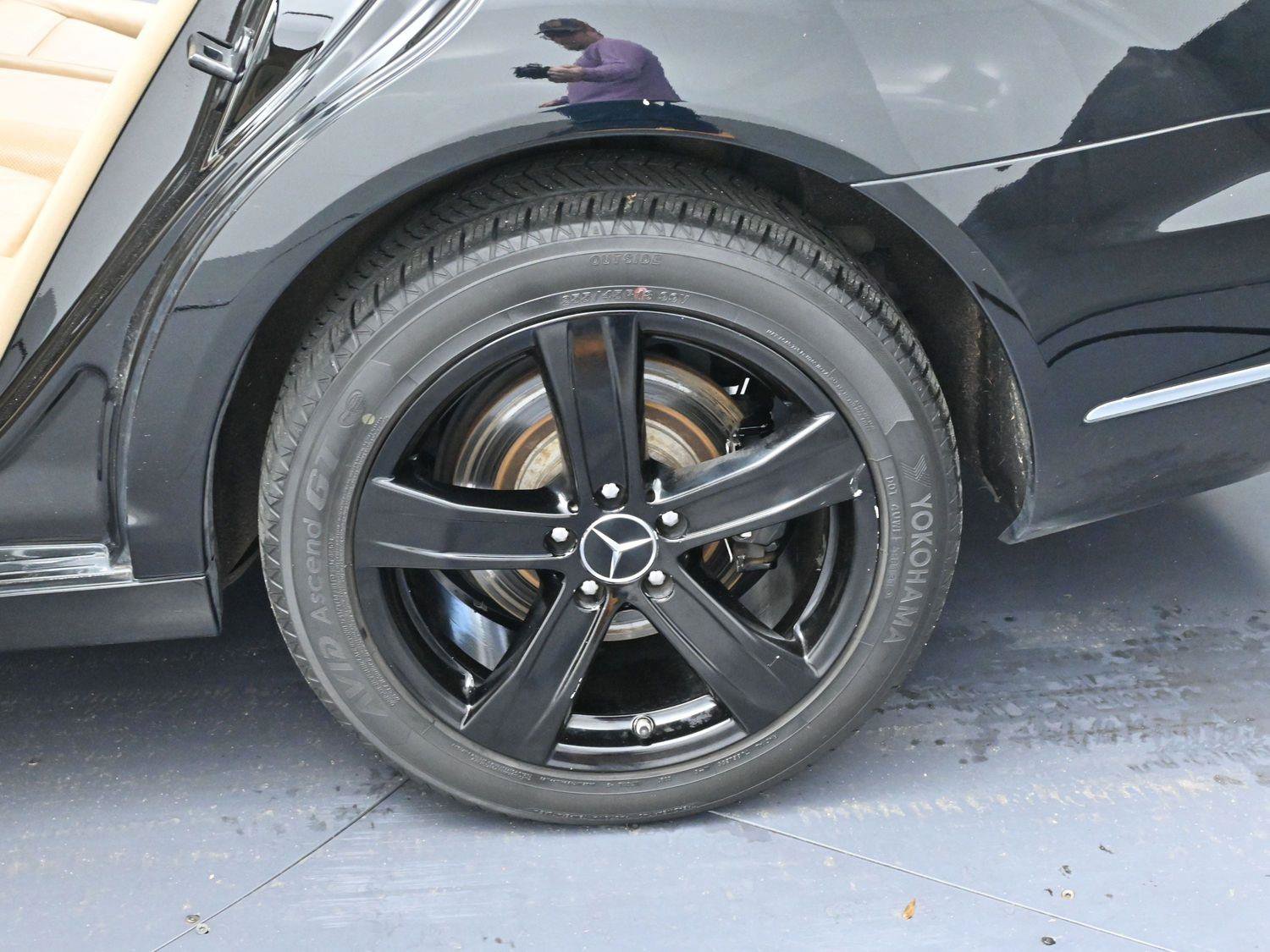 Used 2012 Mercedes-Benz S 550 4MATIC image 31