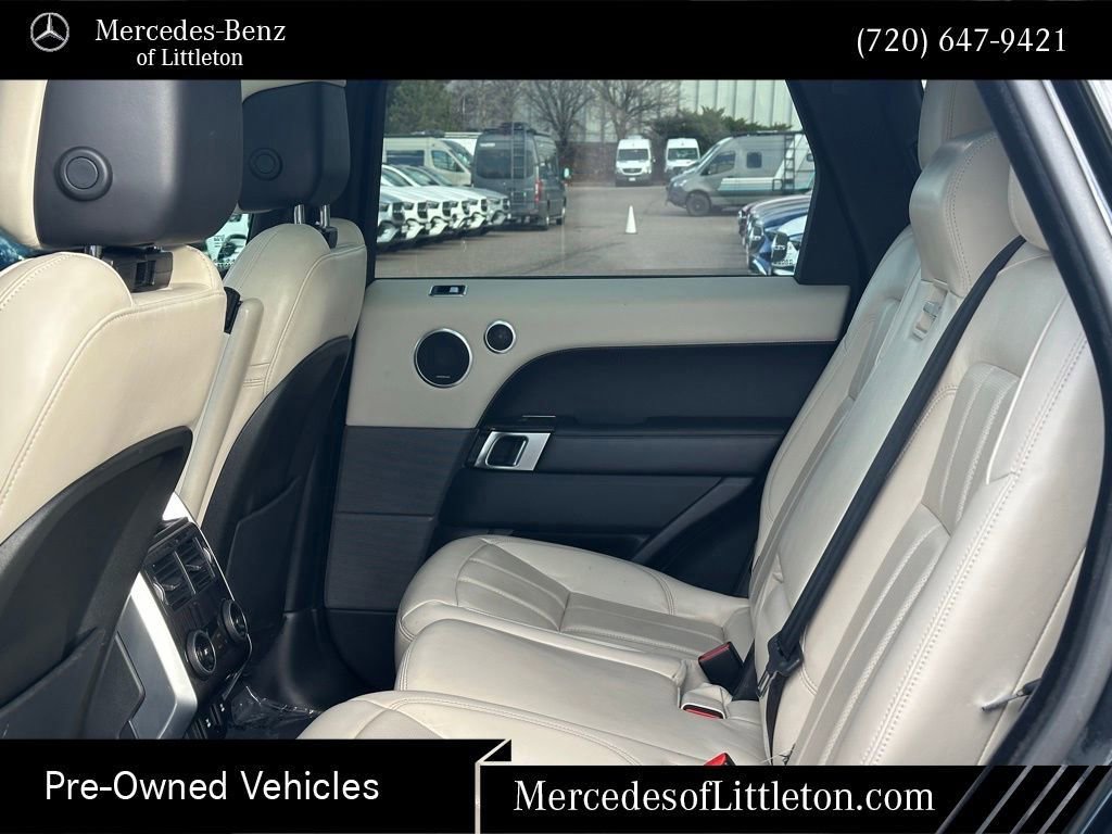 Used 2019 Land Rover Range Rover Sport HSE image 17