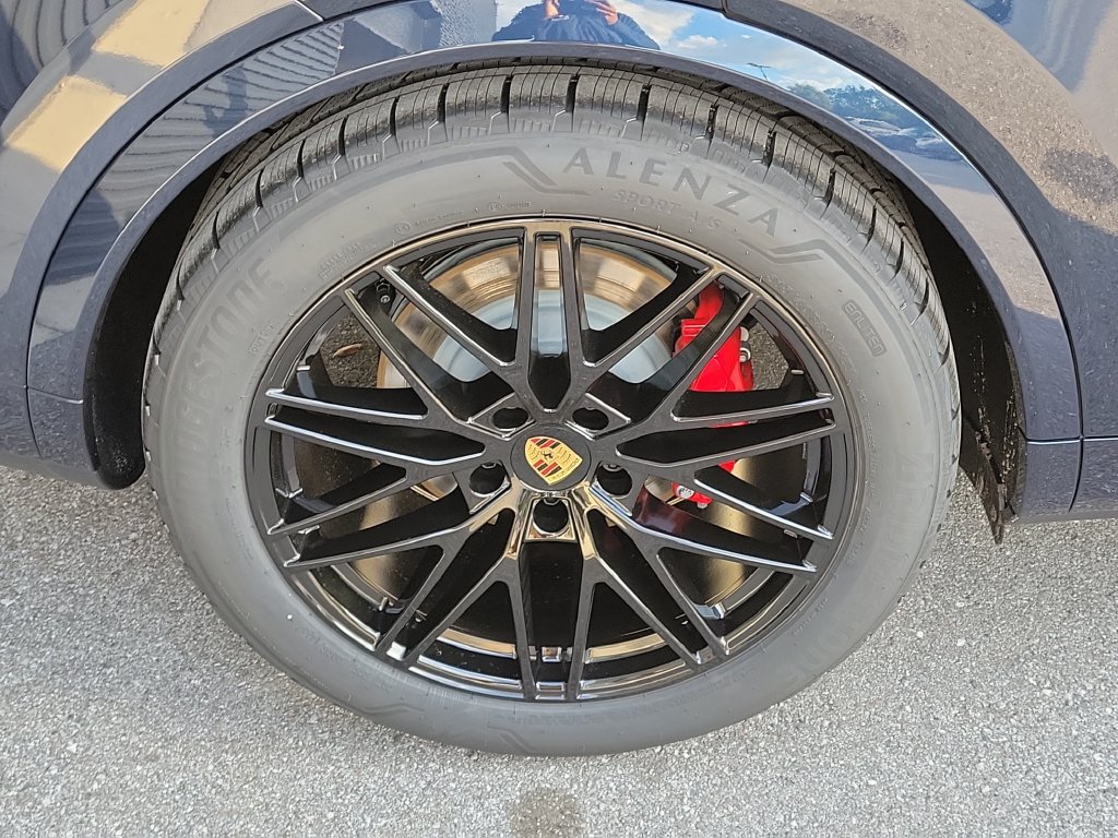 New 2027 Porsche Cayenne S AWD/4WD image 14