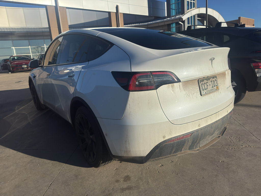 Used 2021 Tesla Model Y Long Range image 4