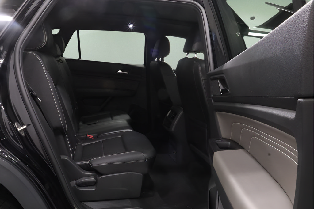 Used 2021 Volkswagen Atlas Cross Sport SEL AWD/4WD image 17