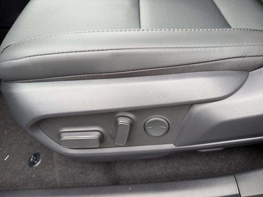 New 2026 Lexus ES 350h AWD w/ Accessory Package (K3) image 13
