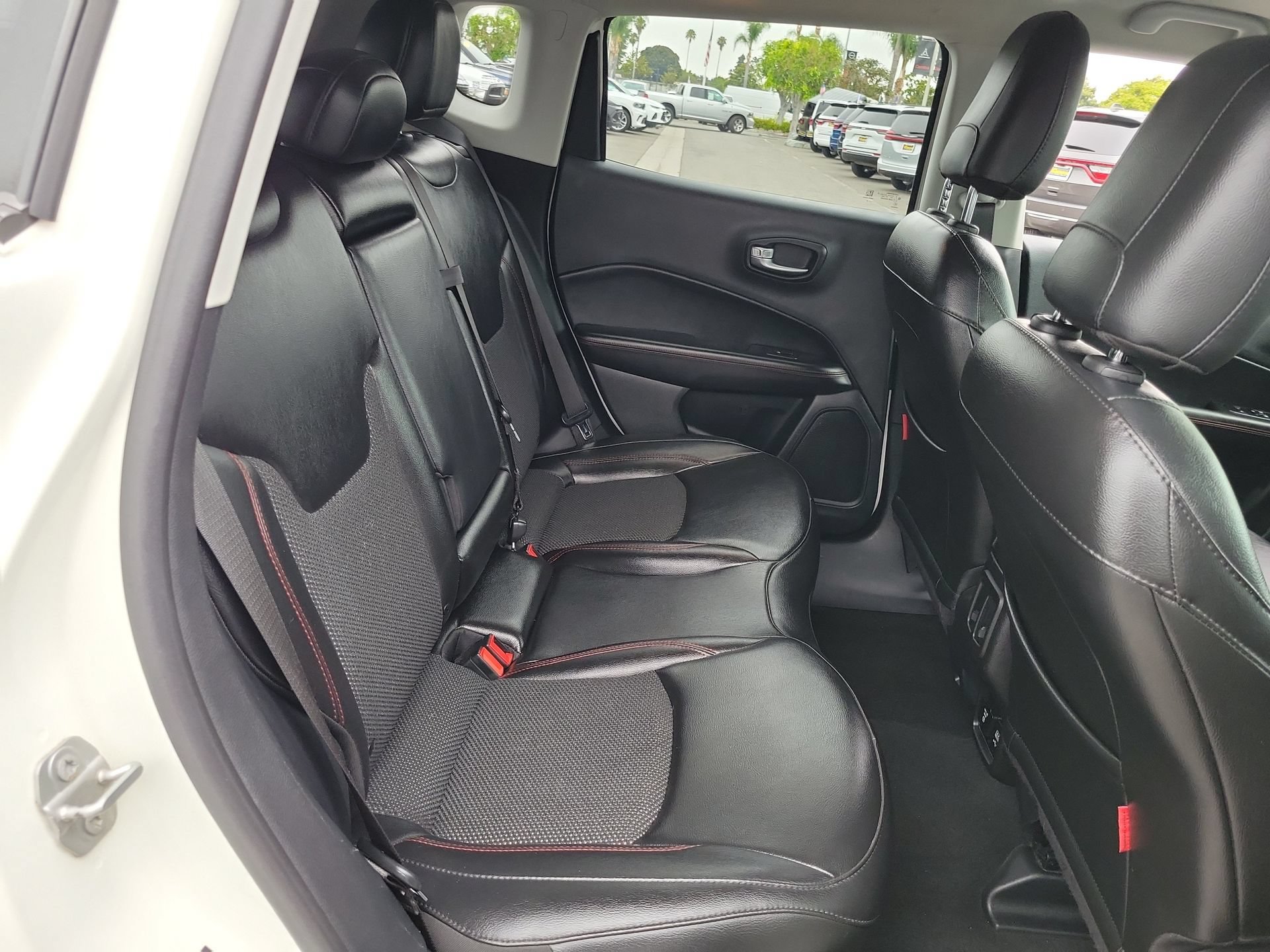 Certified 2020 Jeep Compass Trailhawk AWD/4WD image 7
