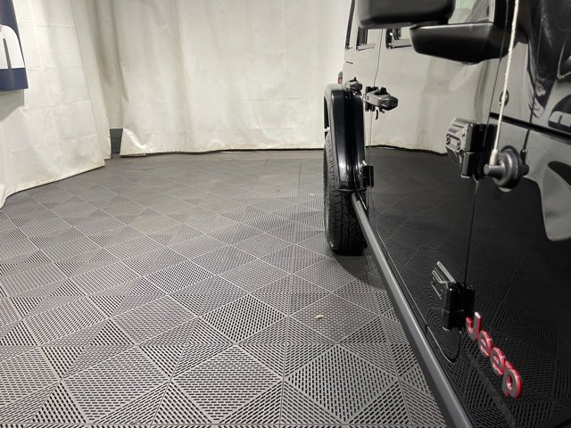 Used 2021 Jeep Wrangler Unlimited Rubicon w/ Uconnect 4C Nav & Sound Group image 29