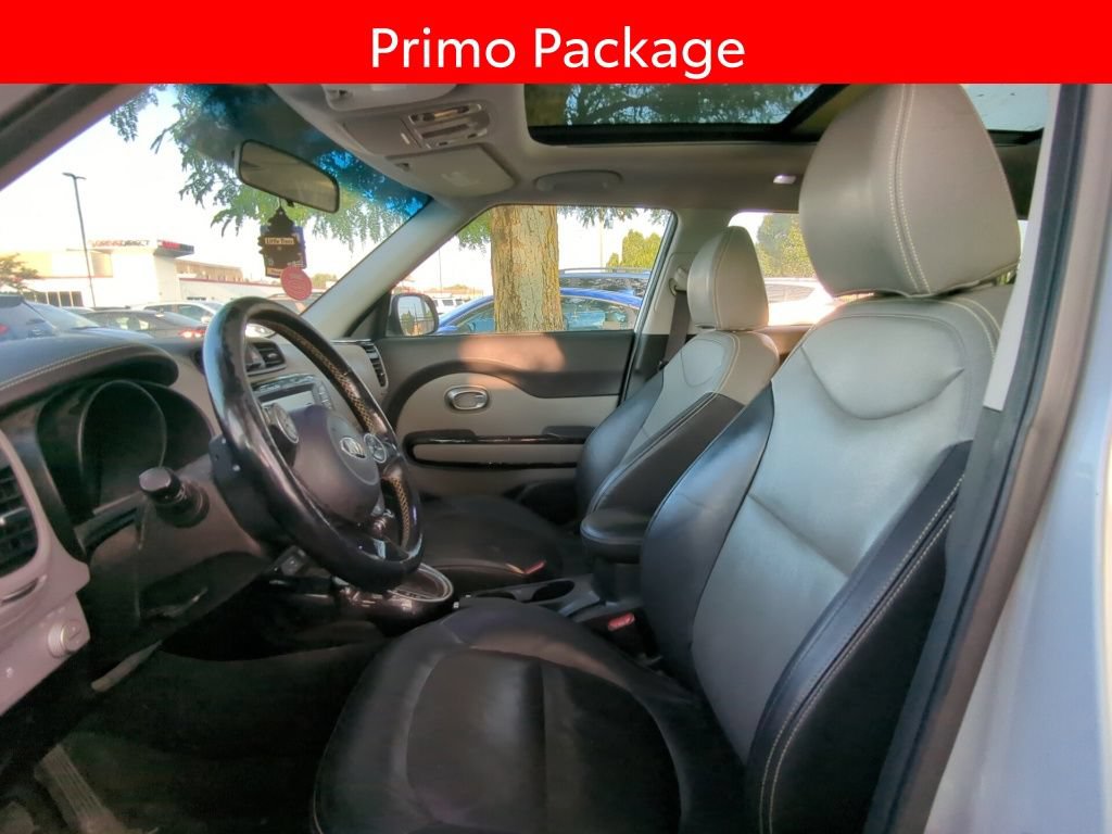 Used 2016 Kia Soul + w/ Primo Package FWD image 6