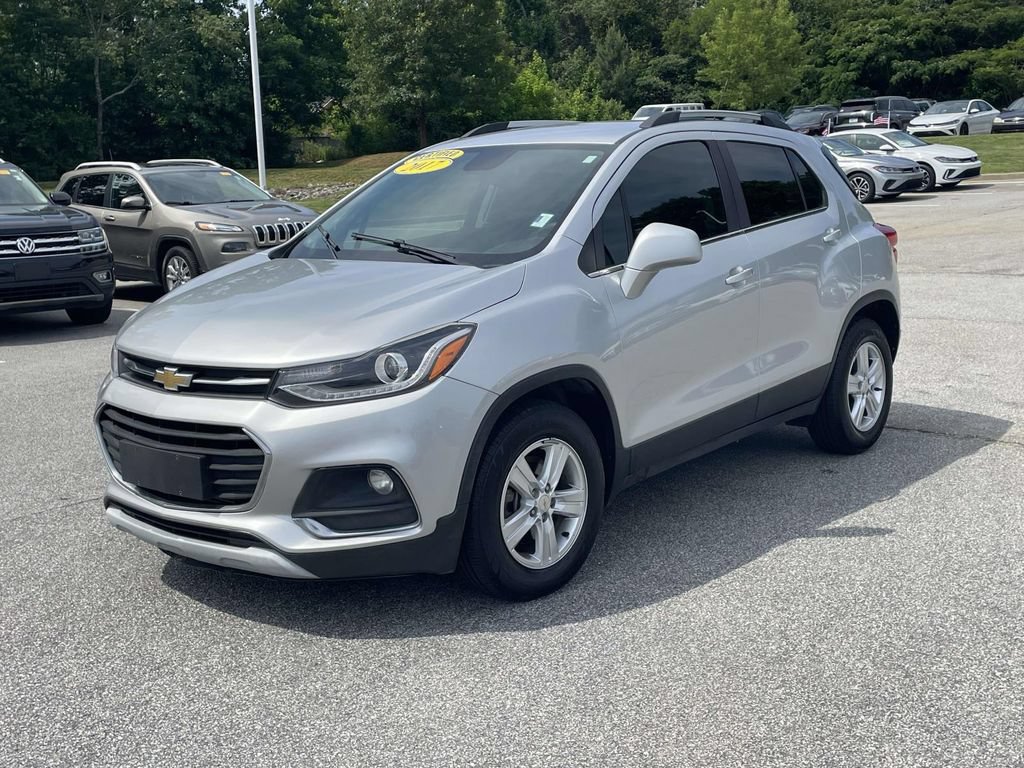 Used 2017 Chevrolet Trax LT FWD image 3