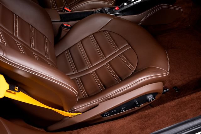Used 2018 Ferrari 488 Spider RWD image 57