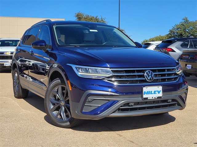 Used 2023 Volkswagen Tiguan SE