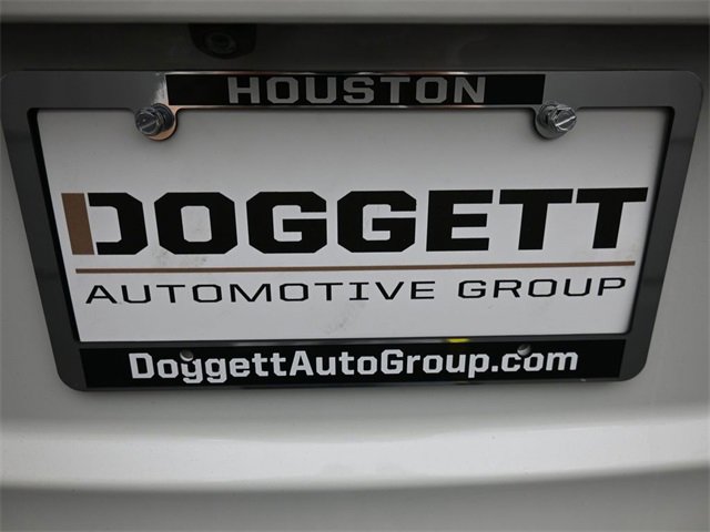 Used 2019 Toyota C-HR XLE image 2