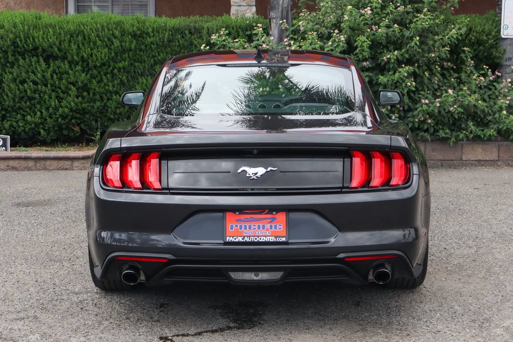 Used 2023 Ford Mustang Coupe RWD image 7