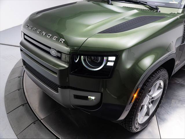 New 2026 Land Rover Defender 110 S AWD/4WD image 9