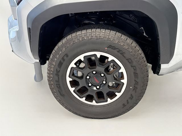 New 2025 Toyota Tacoma TRD Off-Road AWD/4WD image 24