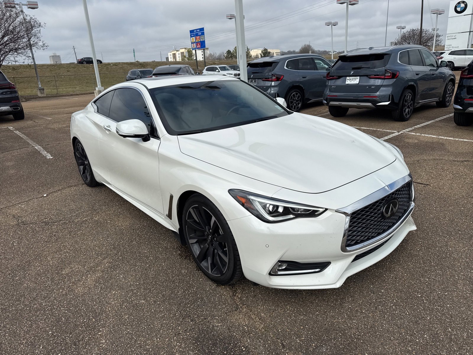 Used 2022 INFINITI Q60 3.0t Luxe w/ Cargo Package image 3