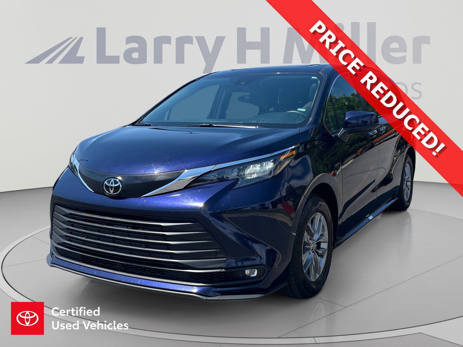 Certified 2026 Toyota Sienna XLE