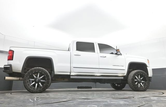 Used 2015 GMC Sierra 2500 Denali w/ Duramax Plus Package image 34