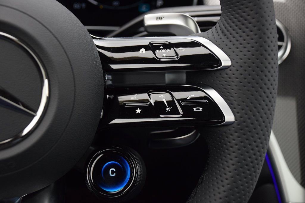 New 2025 Mercedes-Benz GLC 63 AMG S image 21