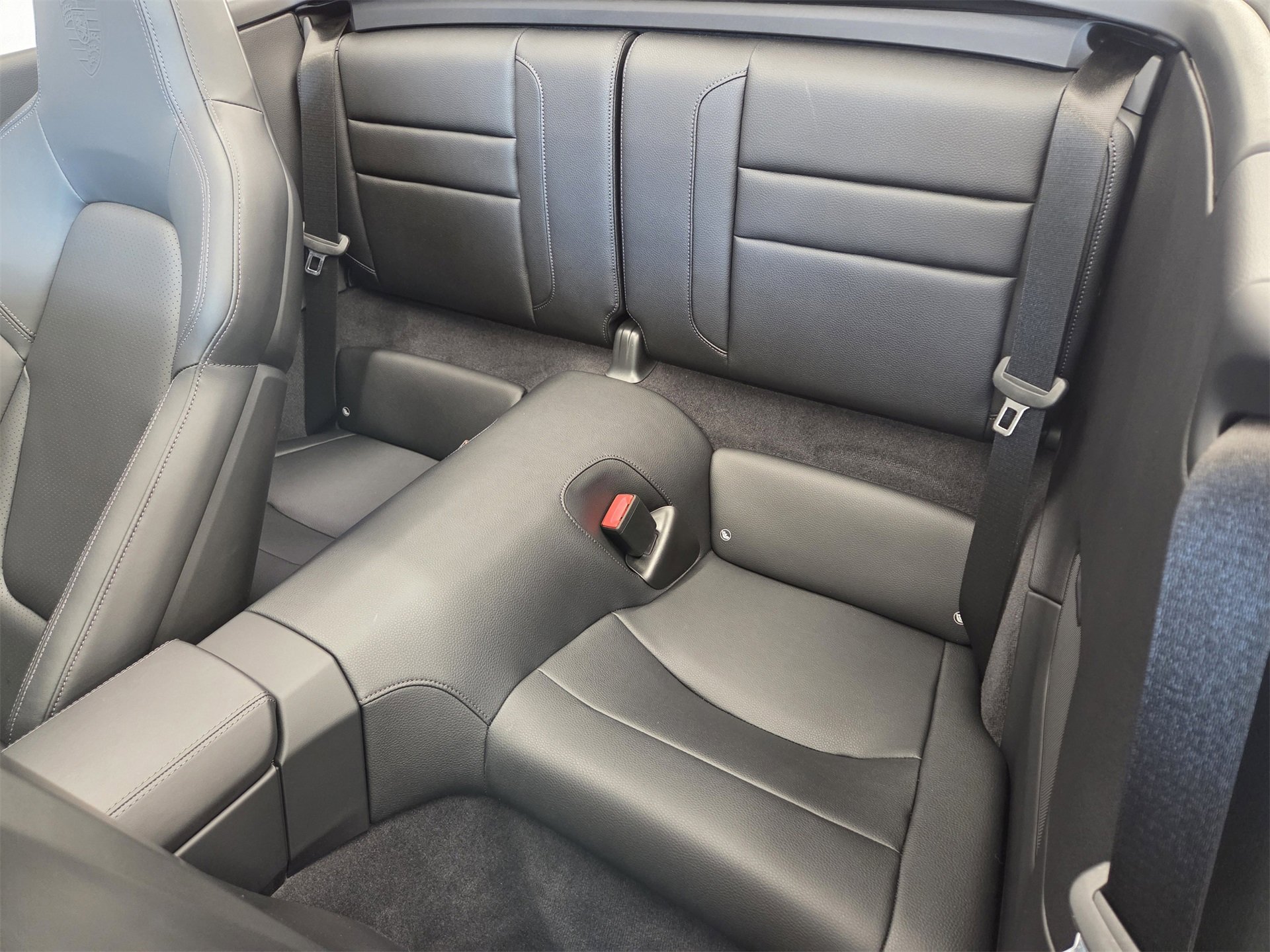 Certified 2024 Porsche 911 Carrera image 10