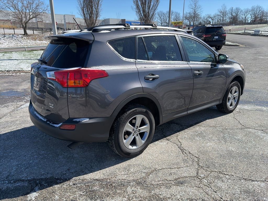 Used 2015 Toyota RAV4 XLE image 5