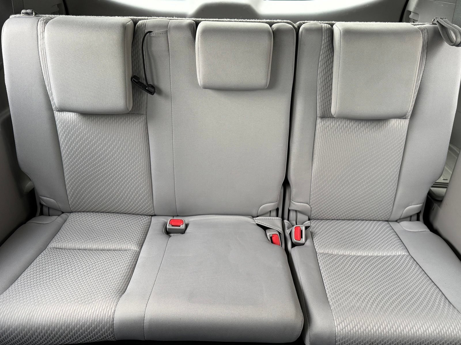 Used 2016 Toyota Highlander LE FWD image 42
