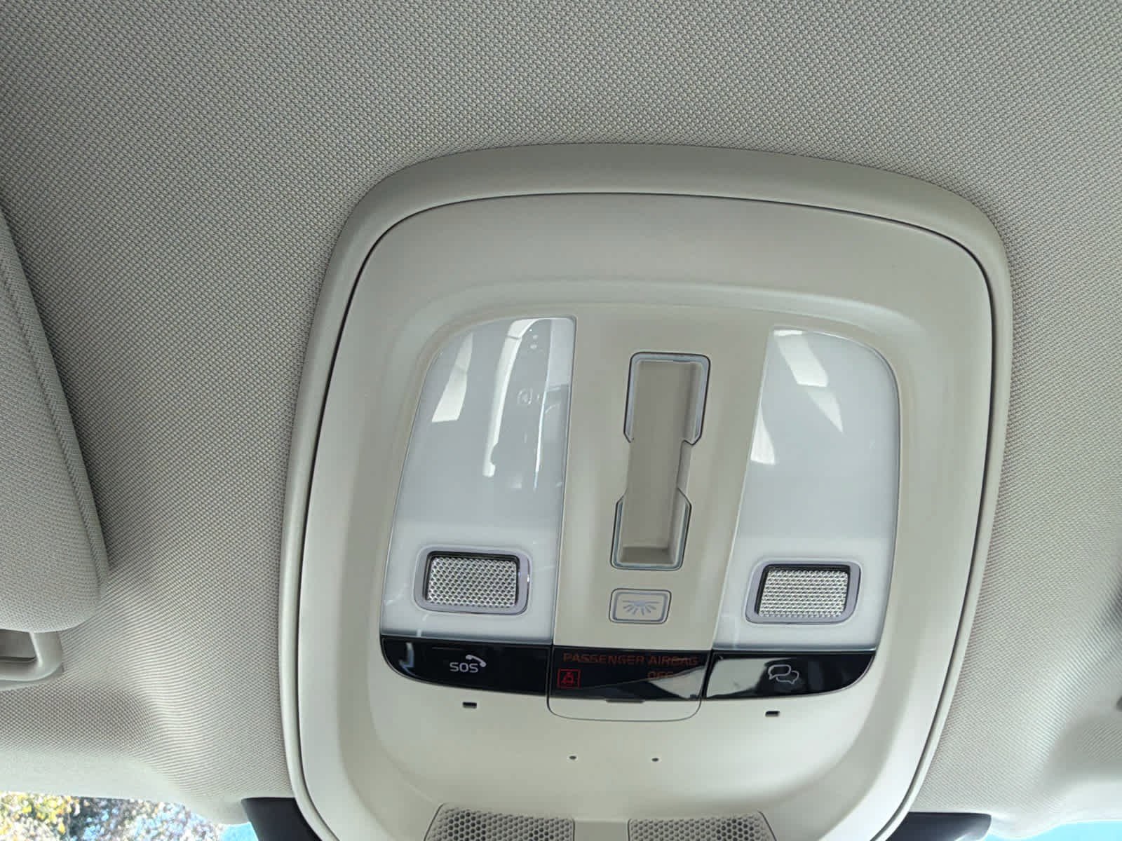 Certified 2024 Volvo XC90 T8 Plus w/ Protection Package Premier image 68