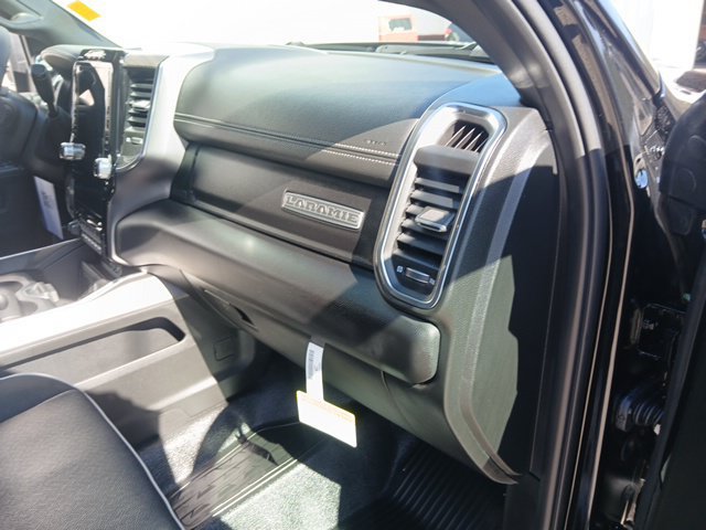 New 2026 RAM 4500 4x4 Crew Cab DRW w/ Laramie Trim Package image 23