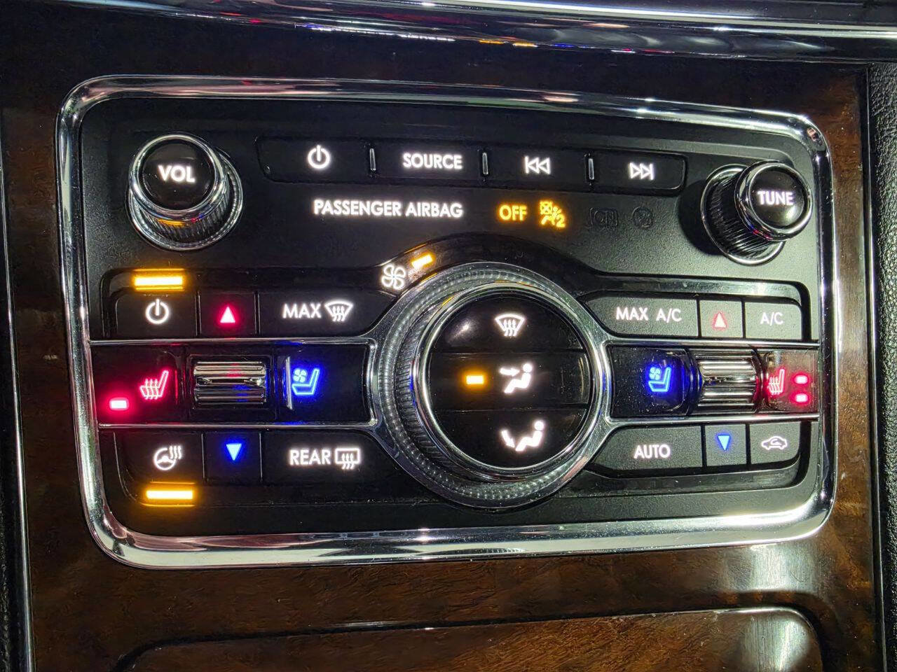 Used 2017 Lincoln Continental Reserve w/ Climate Package image 45