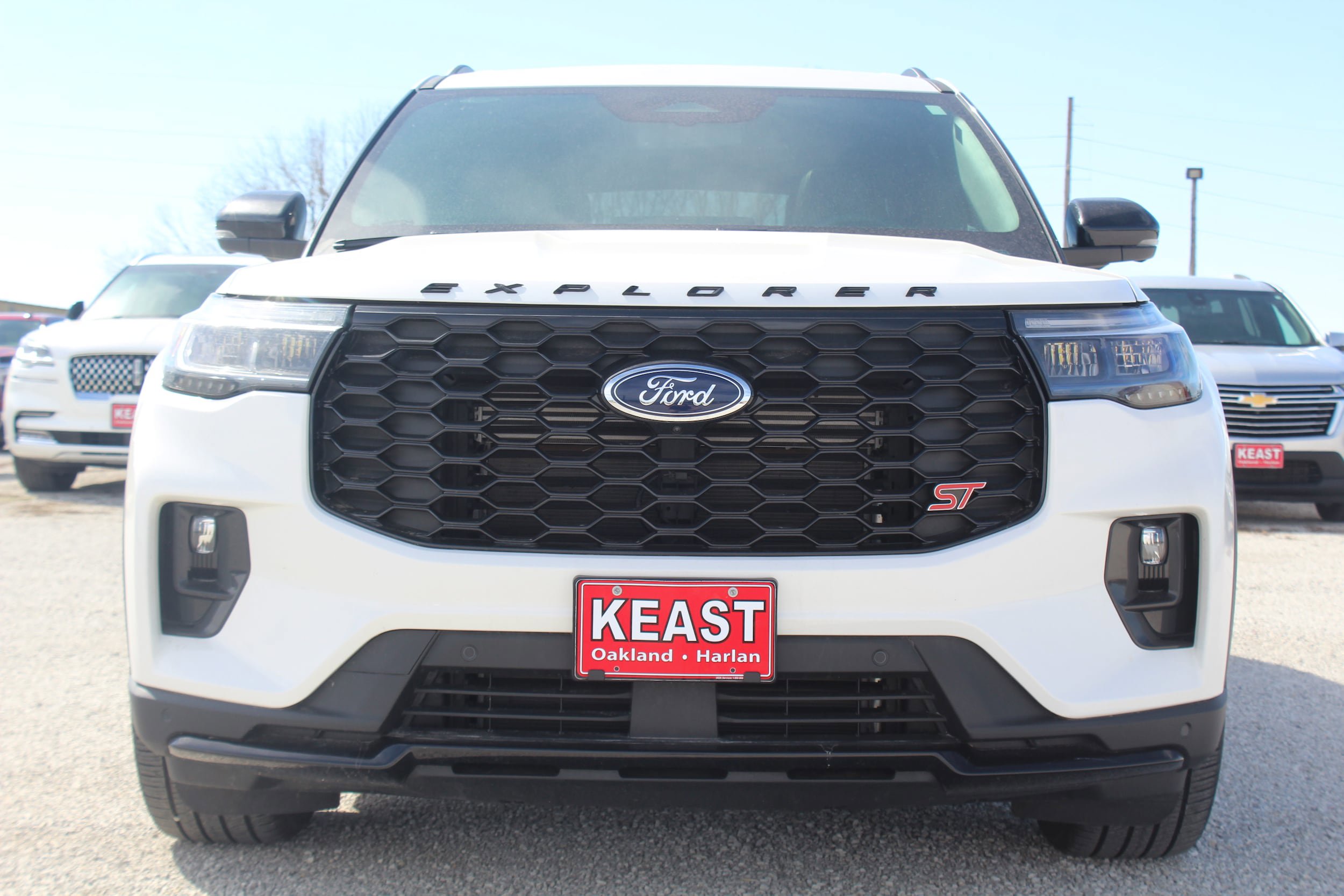 Used 2025 Ford Explorer ST image 2