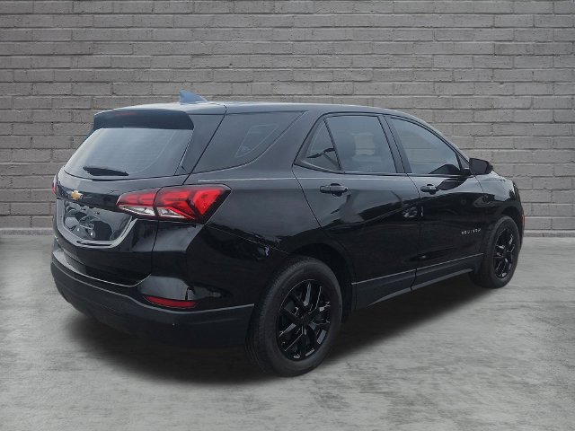 Used 2024 Chevrolet Equinox LS FWD image 5