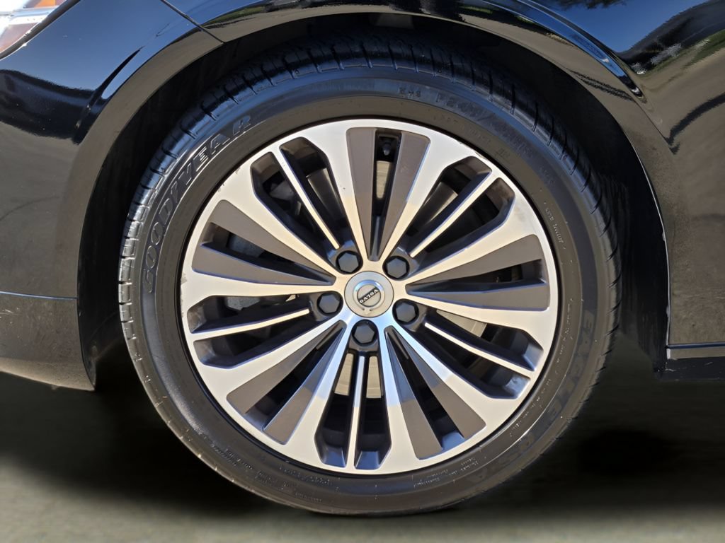 Used 2020 Volvo S90 T6 Momentum AWD/4WD image 10