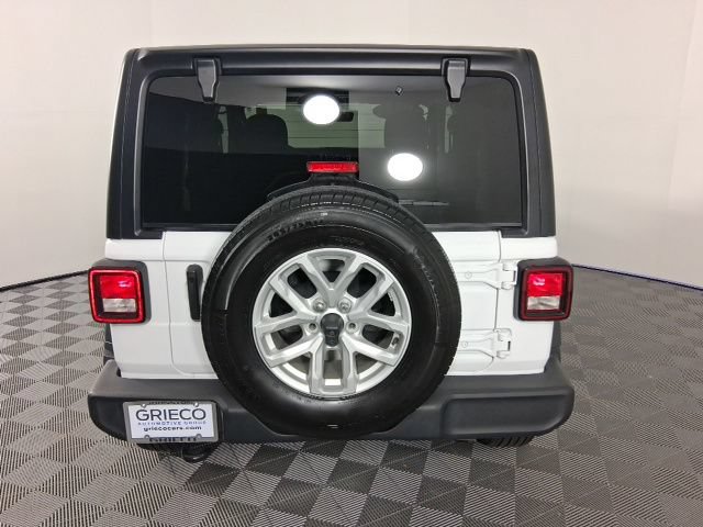 Used 2023 Jeep Wrangler Sport AWD/4WD image 6