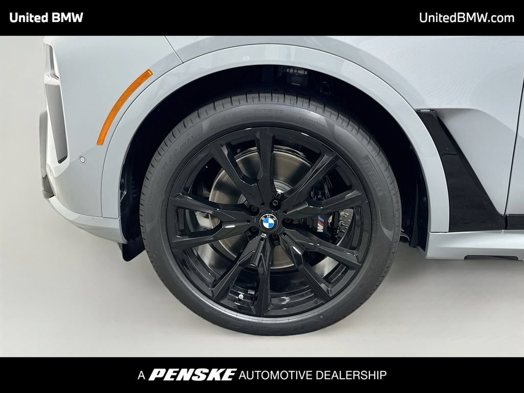 New 2027 BMW X7 xDrive40i w/ Executive Package AWD/4WD image 2