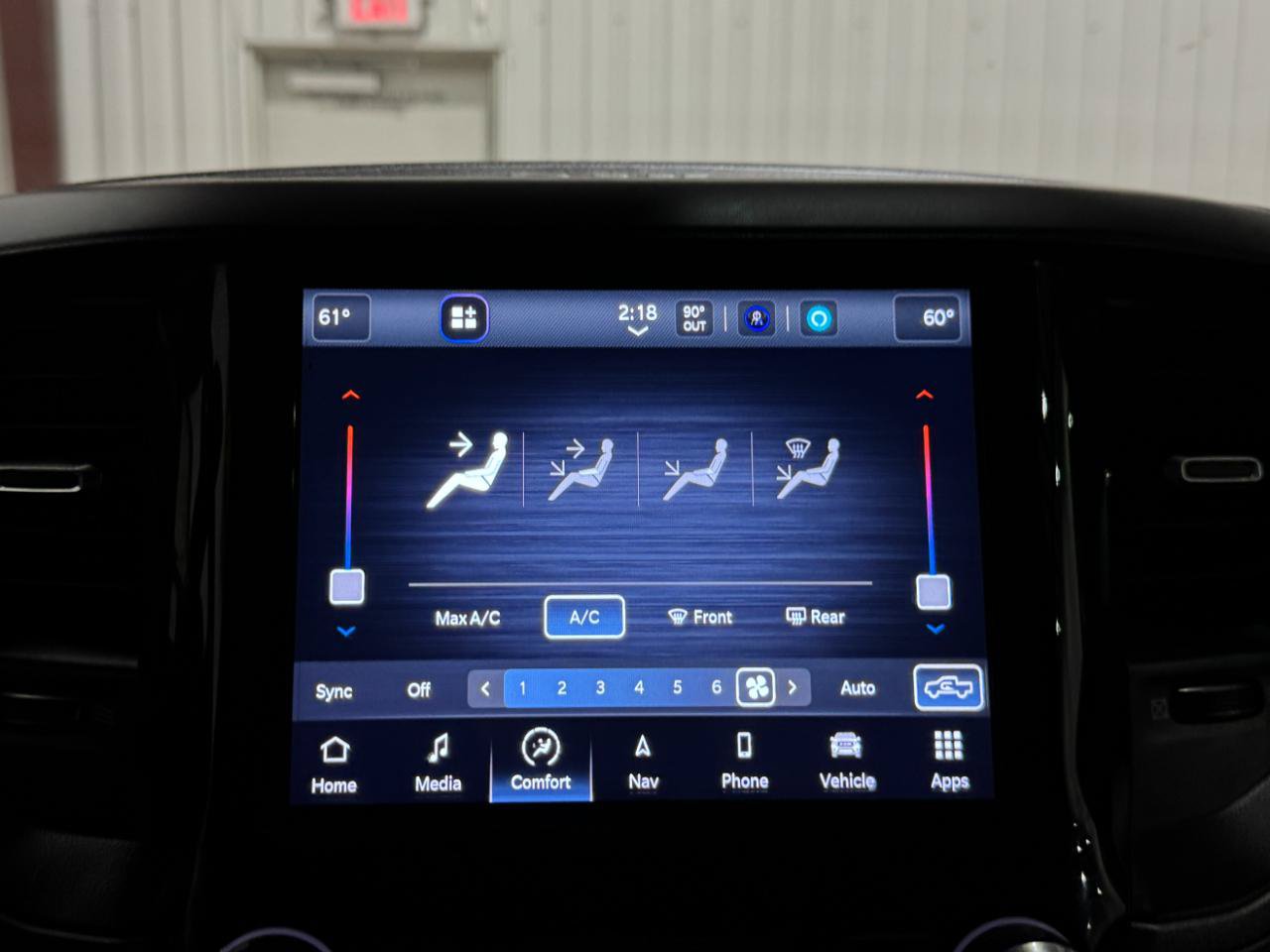 Used 2023 RAM 2500 Tradesman AWD/4WD image 35