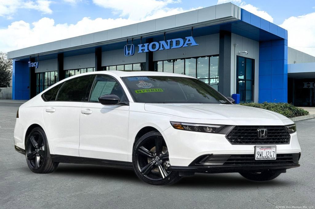 Certified 2025 Honda Accord Sport image 1