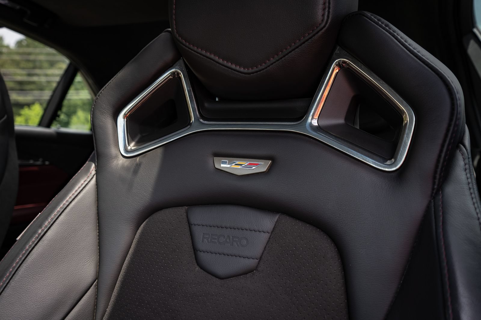 Used 2018 Cadillac CTS V RWD image 37