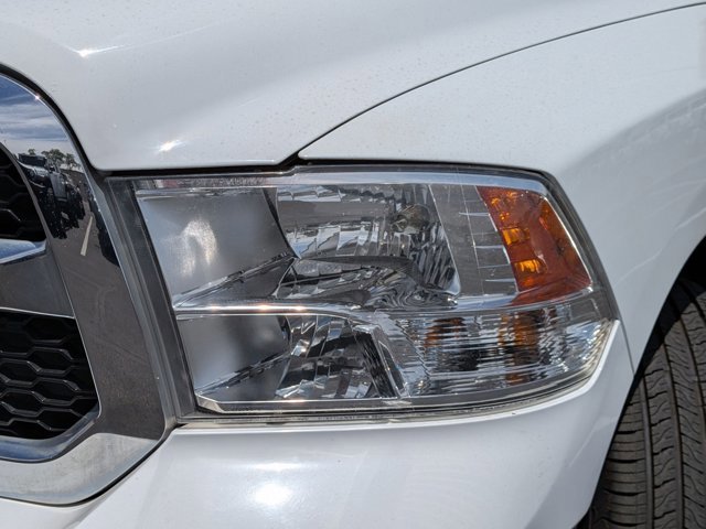 Used 2017 RAM 1500 Classic SLT image 9