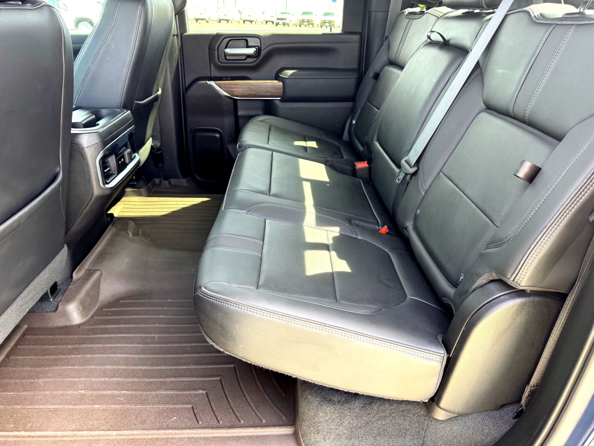 Used 2022 Chevrolet Silverado 3500 High Country w/ Technology Package image 20