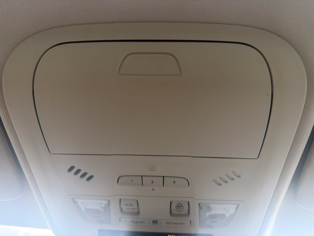 Used 2018 Cadillac XT5 Premium Luxury FWD image 43