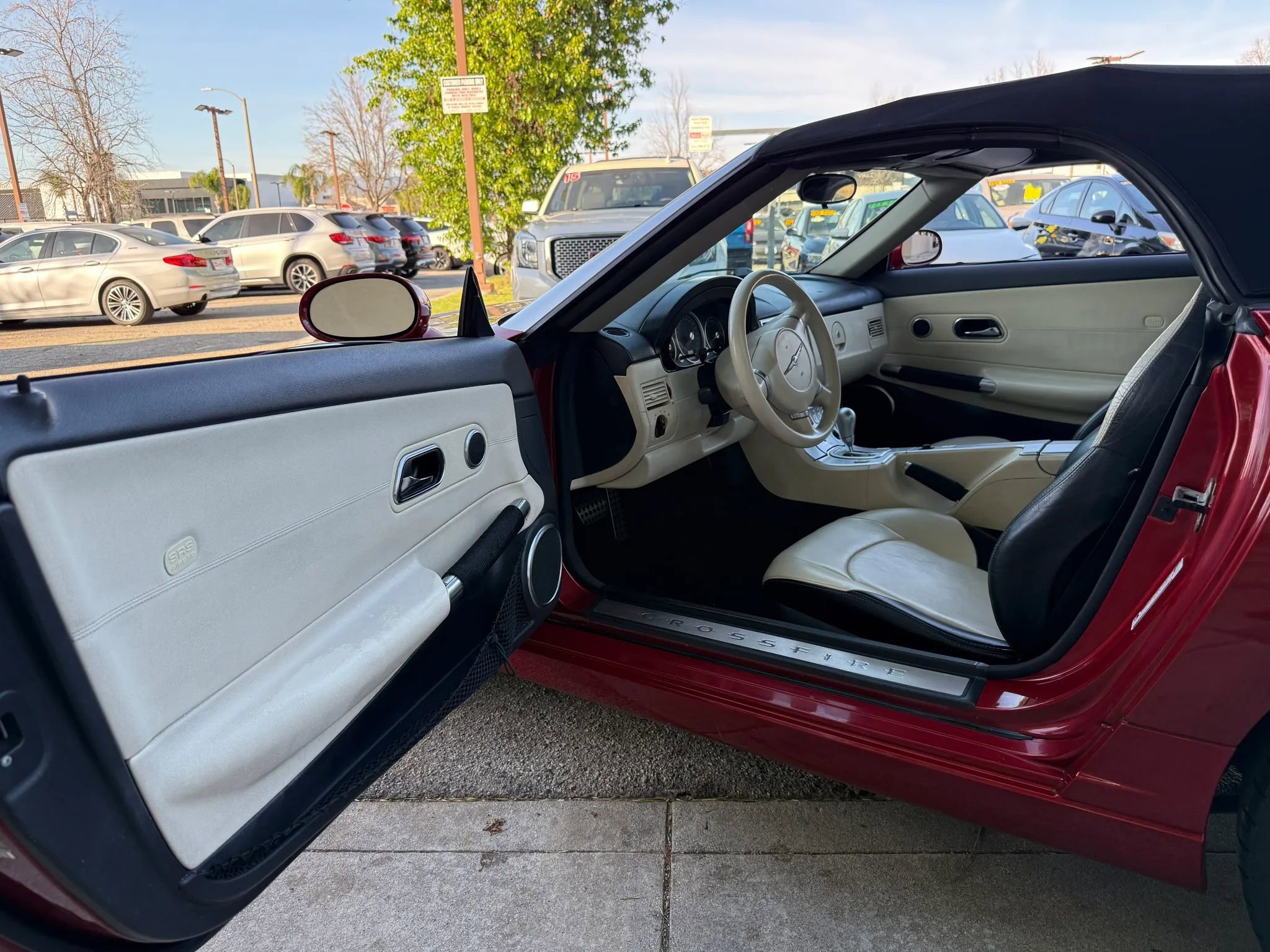 Used 2006 Chrysler Crossfire Limited RWD image 14