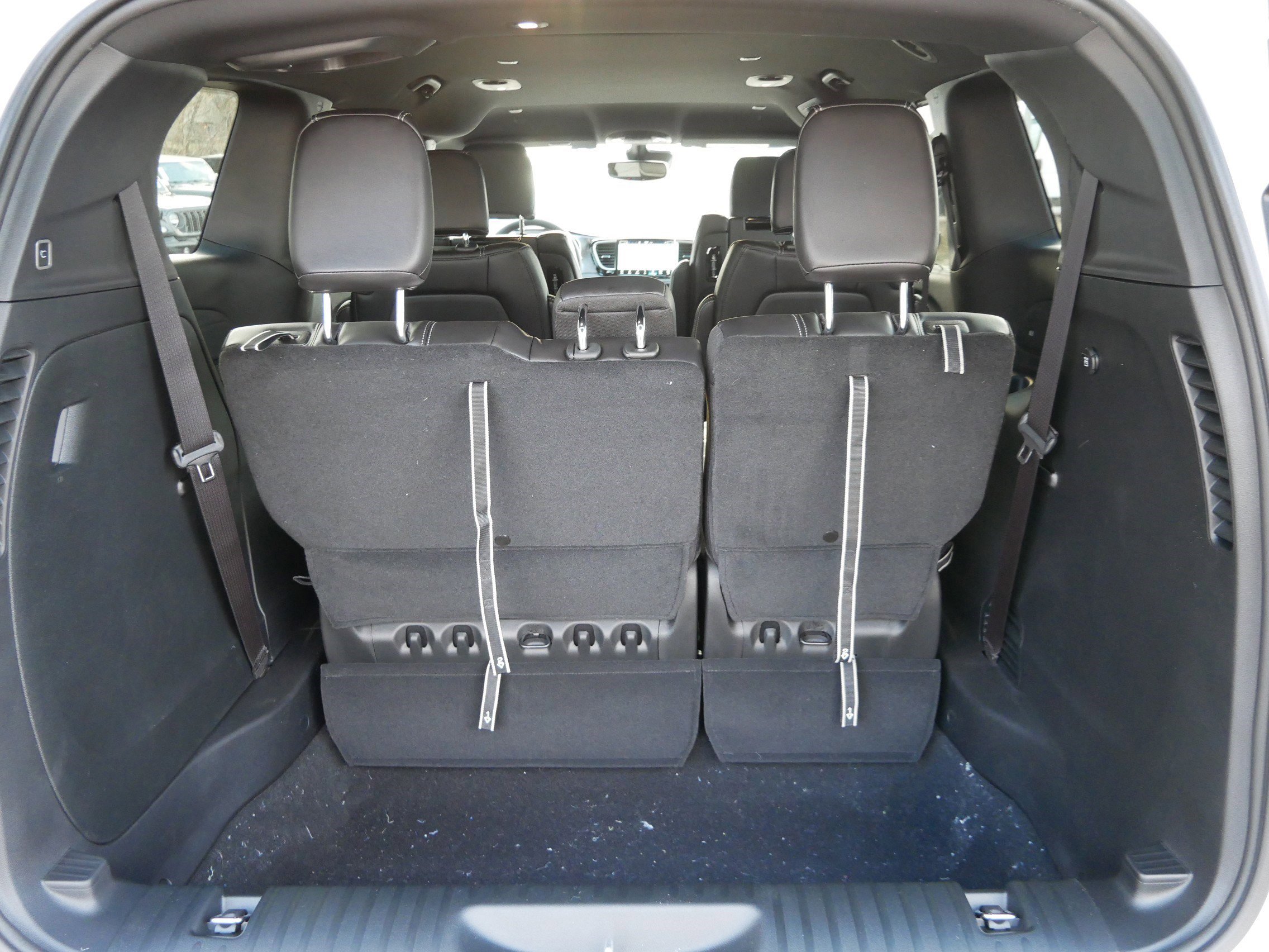 New 2026 Chrysler Pacifica Select image 11