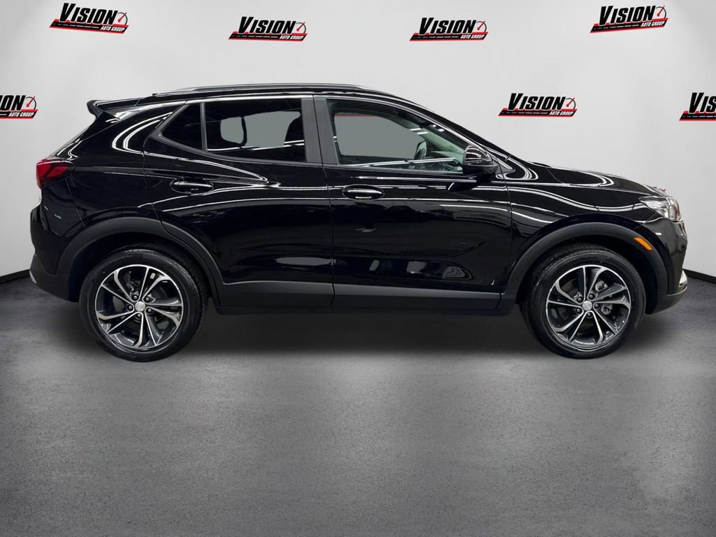 Used 2023 Buick Encore GX Select image 4