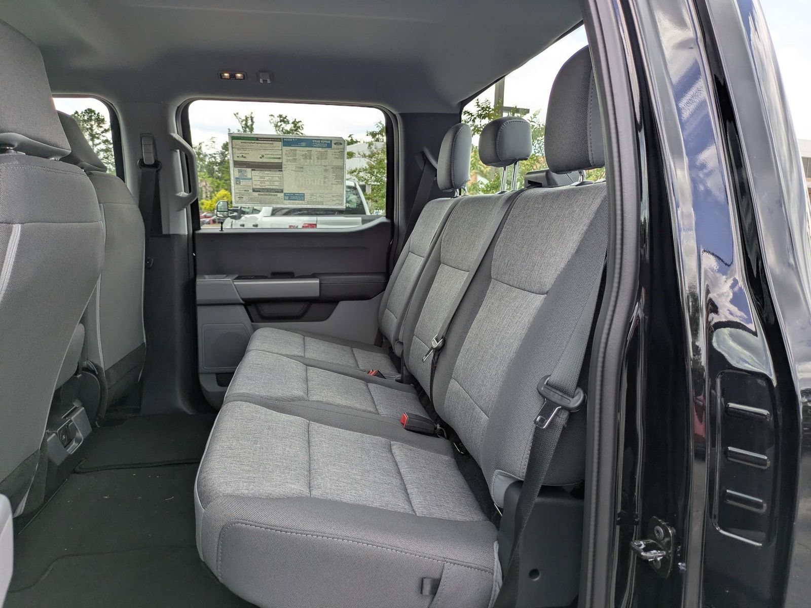 New 2026 Ford F250 XL w/ STX Appearance Package AWD/4WD image 8