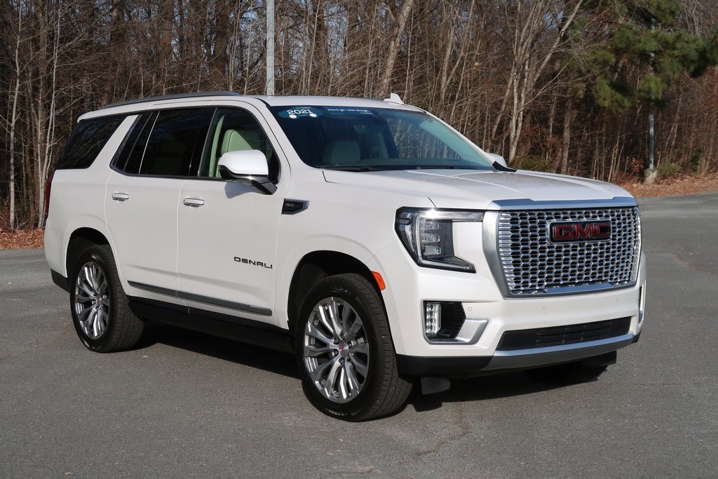 Used 2021 GMC Yukon Denali w/ Denali Ultimate Package image 3