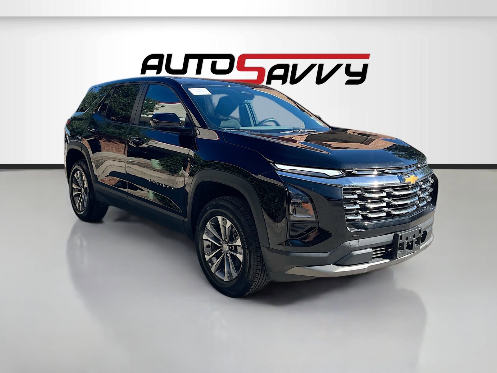 Used 2025 Chevrolet Equinox LT image 1
