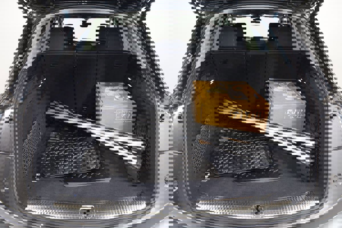 Used 2024 Audi Q5 e Premium Plus w/ Premium Plus Package image 51