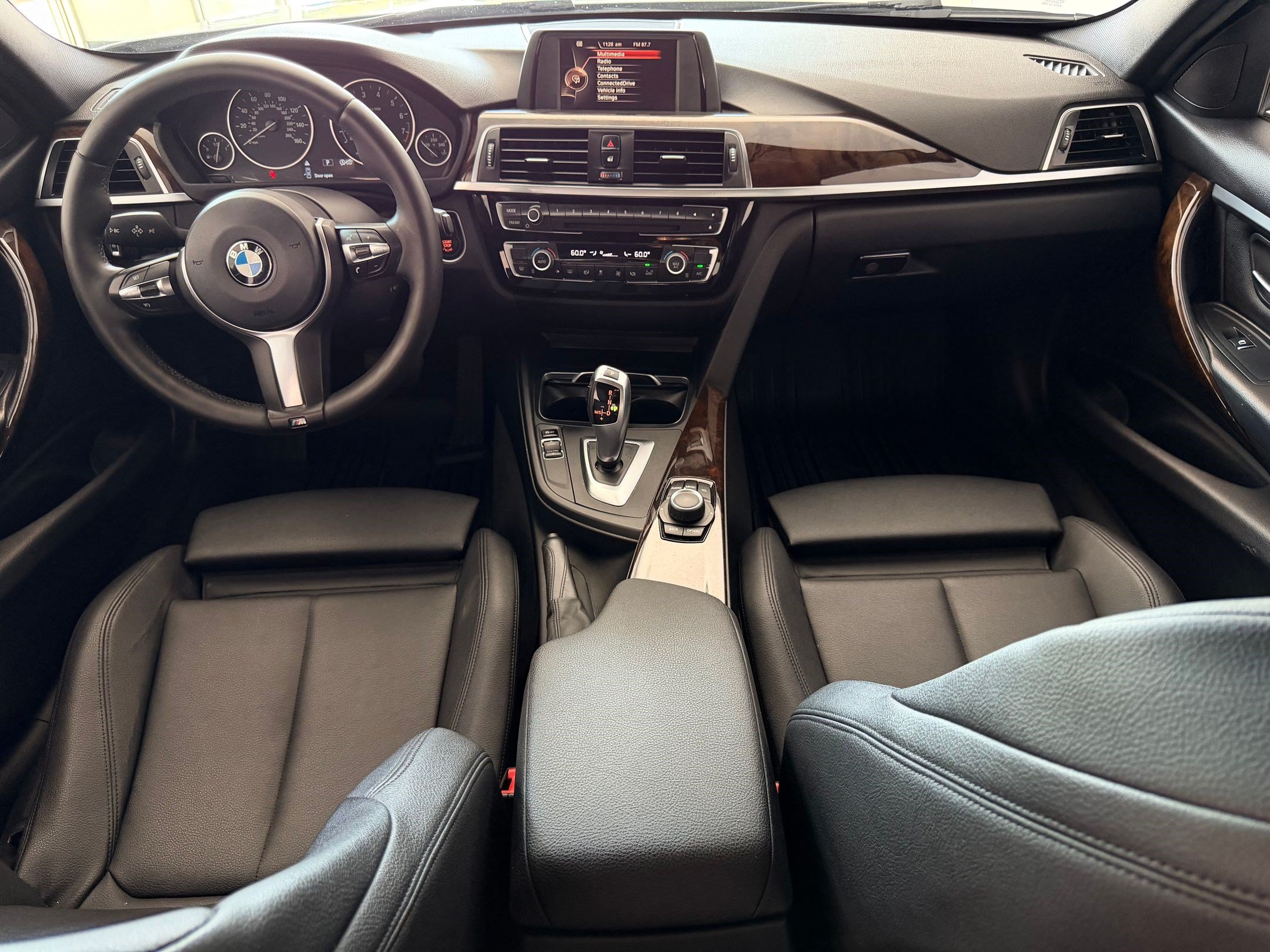Used 2016 BMW 320i Sedan RWD image 15