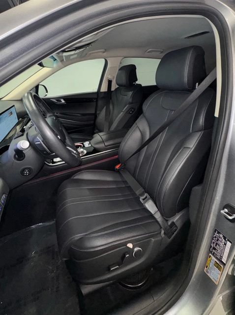 Used 2025 Genesis GV80 2.5T Standard AWD/4WD image 16