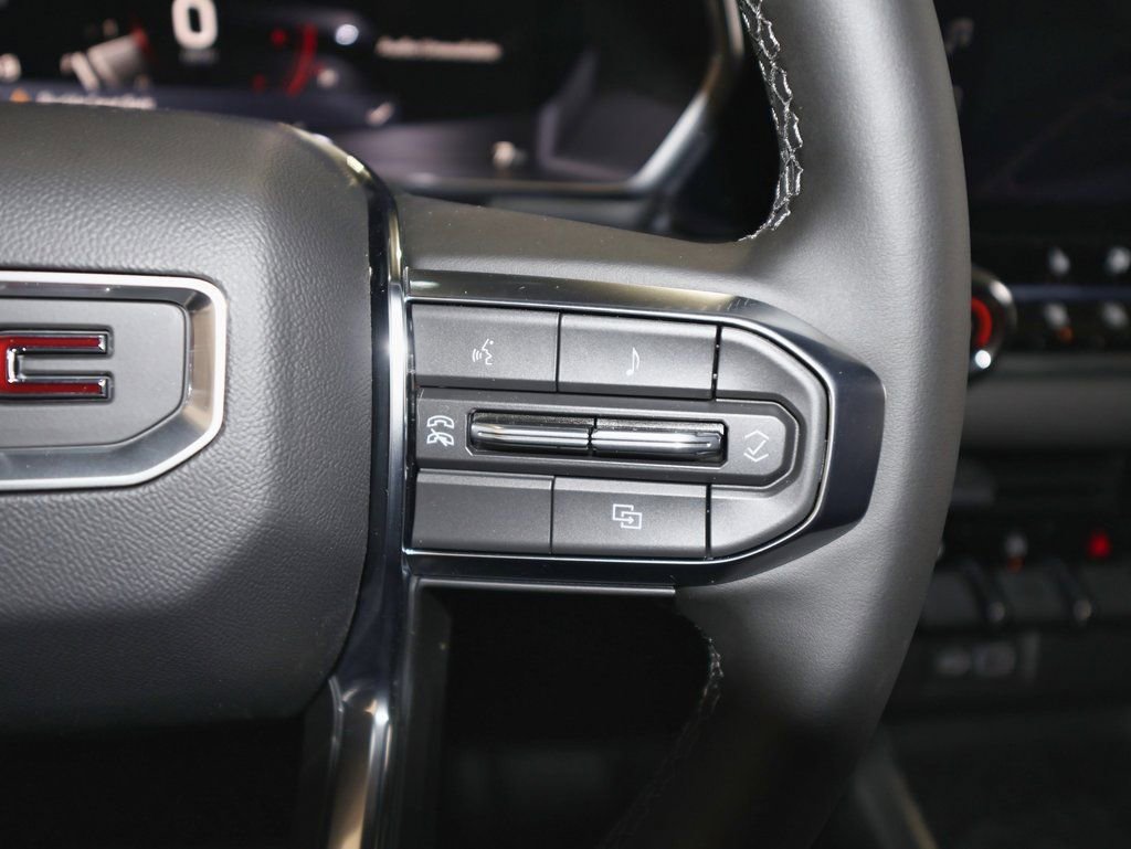 New 2026 GMC Canyon Elevation w/ Convenience Package image 18